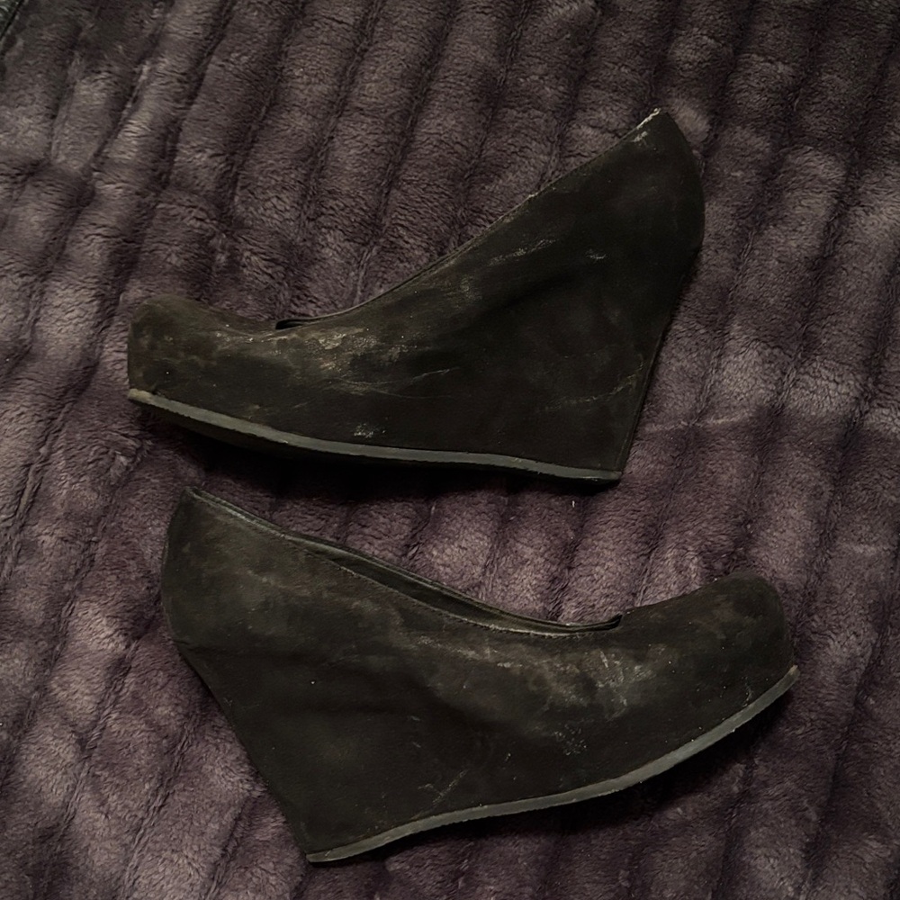 Aldo Classic Black Suede Wedges